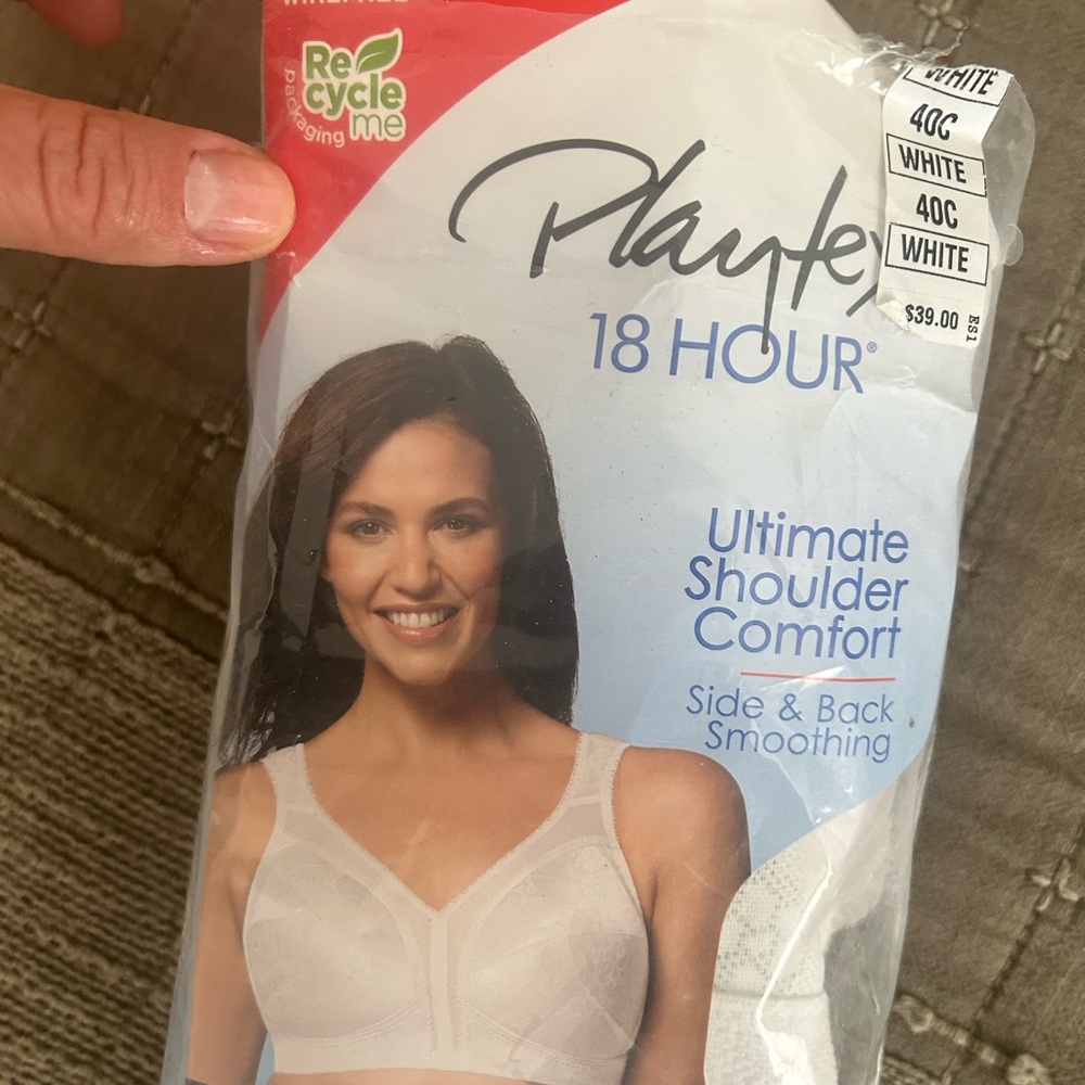 Playtex 18 Hour White Bra, size 40C